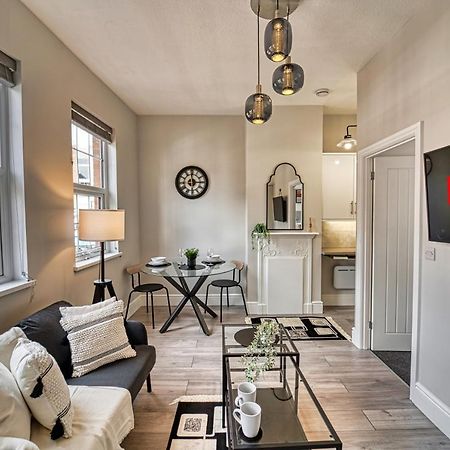 Host & Stay - Taylor Apartment Вустер Экстерьер фото