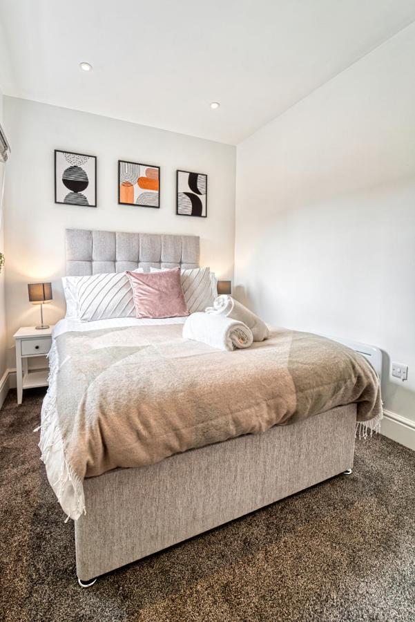 Host & Stay - Taylor Apartment Вустер Экстерьер фото